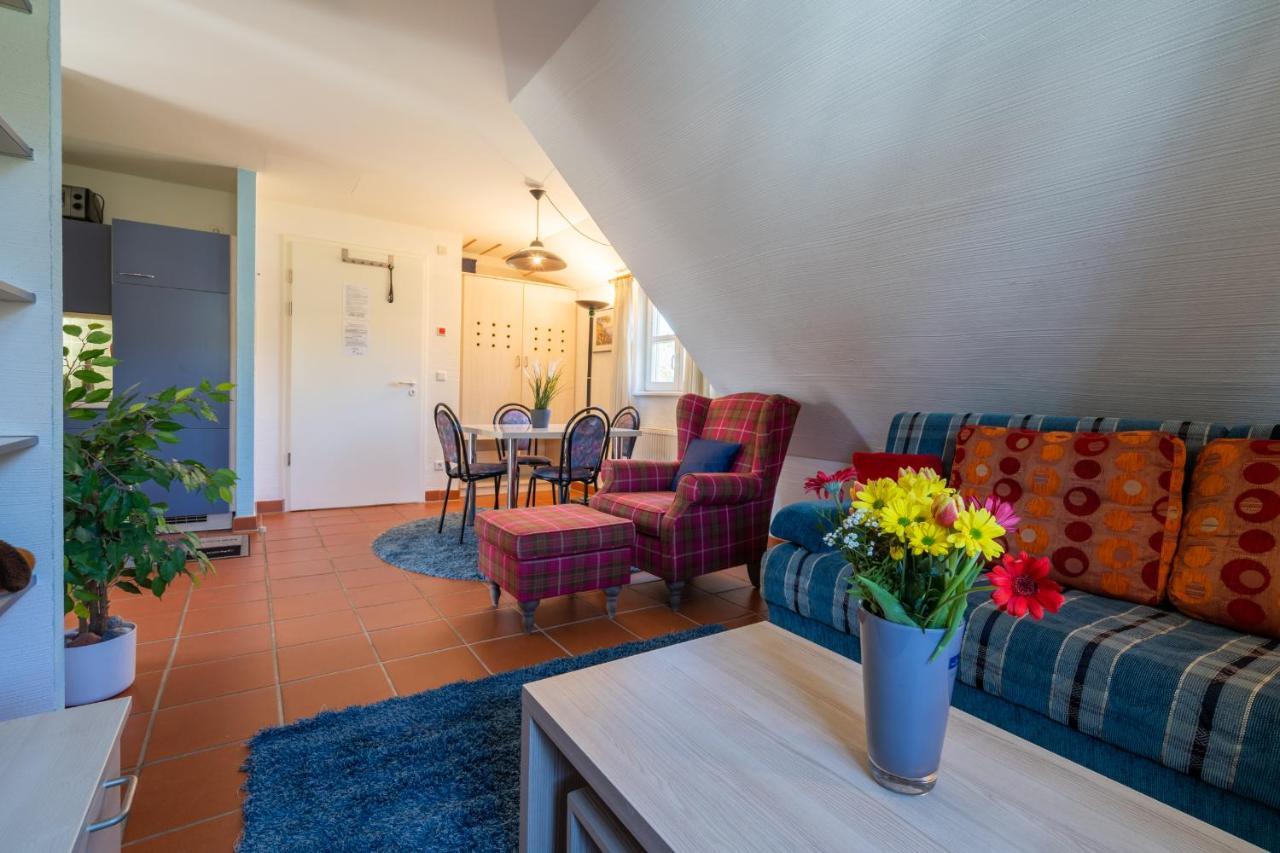 Feriendorf Rugana - Budget Appartement Mit 1 Schlafzimmer C40 Dranske Kültér fotó
